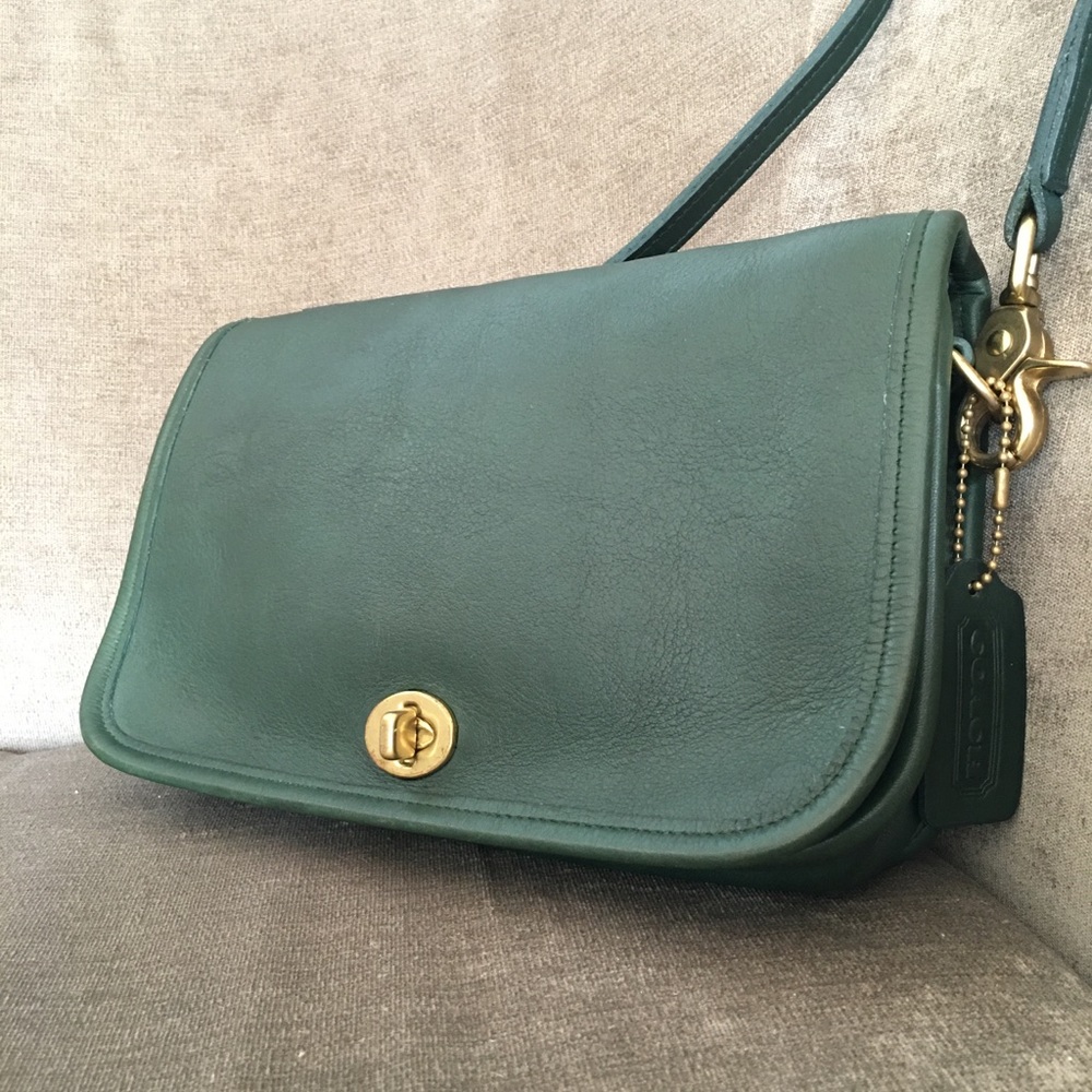 Vintage Coach Pocket Purse Green